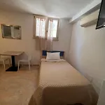 Rena Bianca House